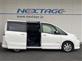 2013 Nissan Serena