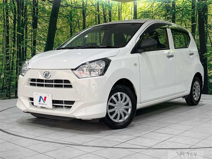 2019 Daihatsu Mira Es