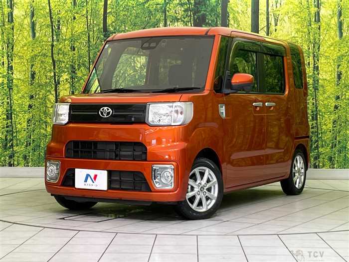 2021 Toyota PIXIS MEGA