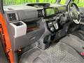 2014 Daihatsu WAKE