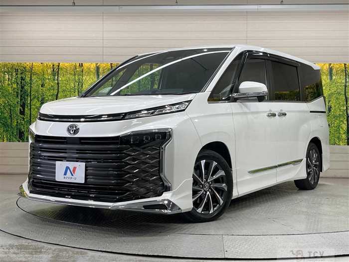 2023 Toyota Voxy