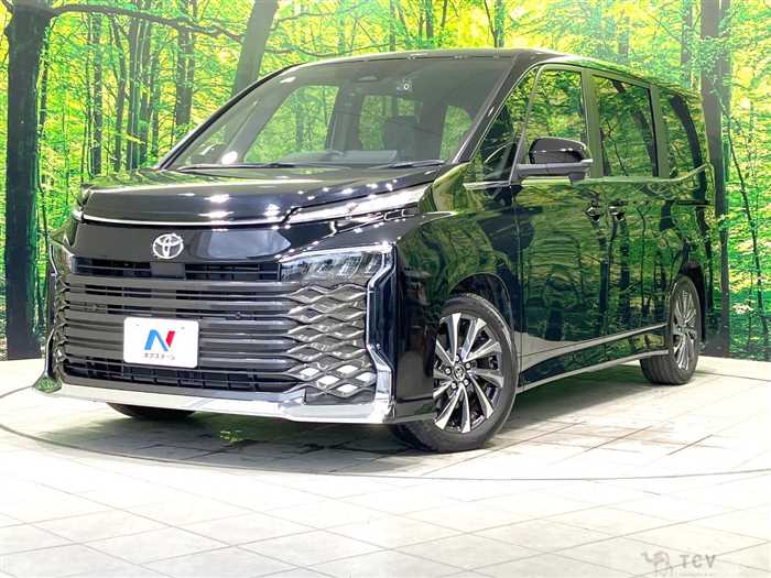 2024 Toyota Voxy