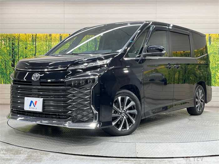 2025 Toyota Voxy