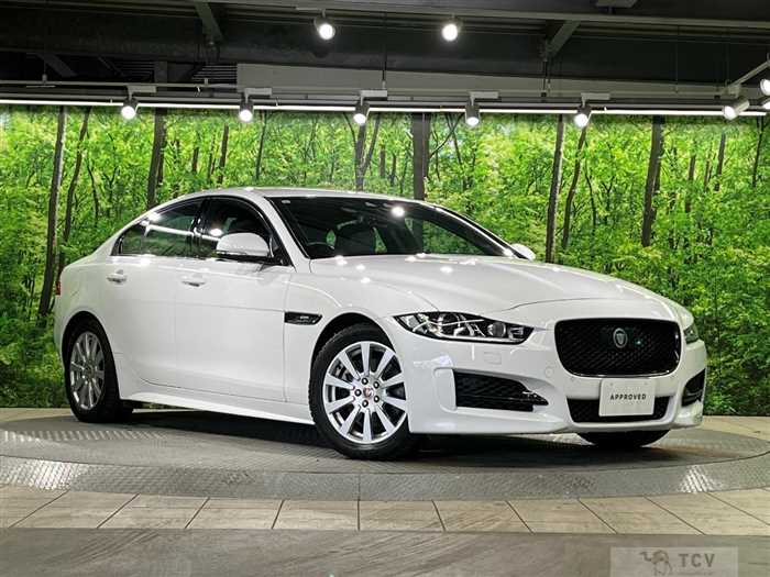 2017 Jaguar XE