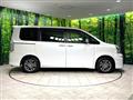 2013 Toyota Voxy