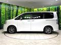 2013 Toyota Voxy