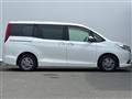 2015 Toyota Esquire
