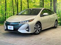 2017 Toyota Prius PHV