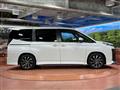 2022 Toyota Voxy