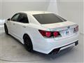 2016 Toyota Crown Hybrid