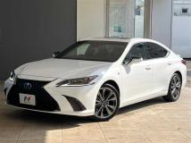 2019 Lexus ES