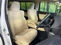 2017 Toyota Alphard Hybrid