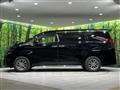 2022 Toyota Alphard Hybrid