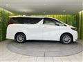 2022 Toyota Alphard Hybrid