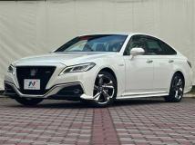 2019 Toyota Crown Hybrid