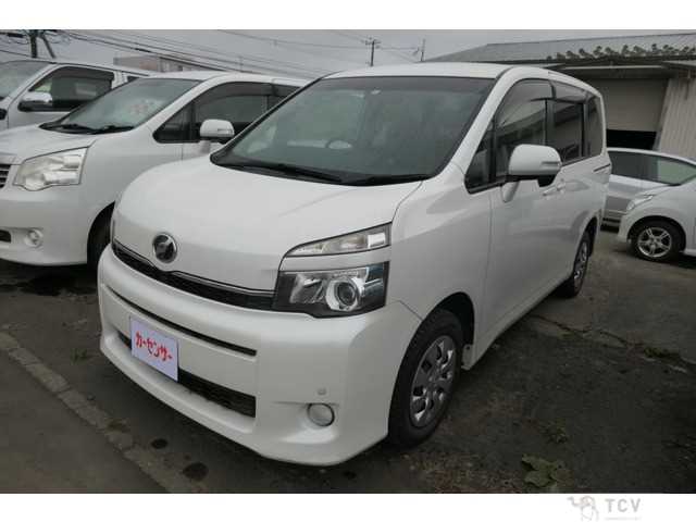 2013 Toyota Voxy