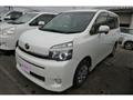 2013 Toyota Voxy