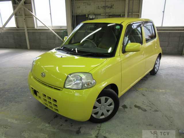 2009 Daihatsu Esse