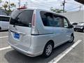 2011 Nissan Serena
