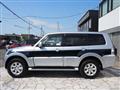 2011 Mitsubishi Pajero