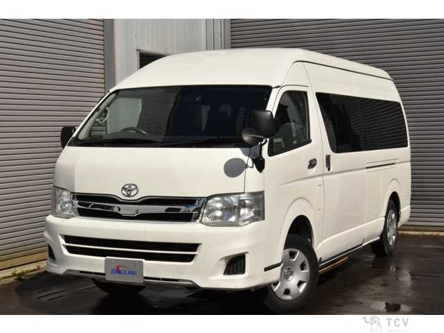 2011 Toyota Hiace Commuter