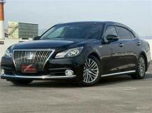 2013 Toyota Crown Majesta