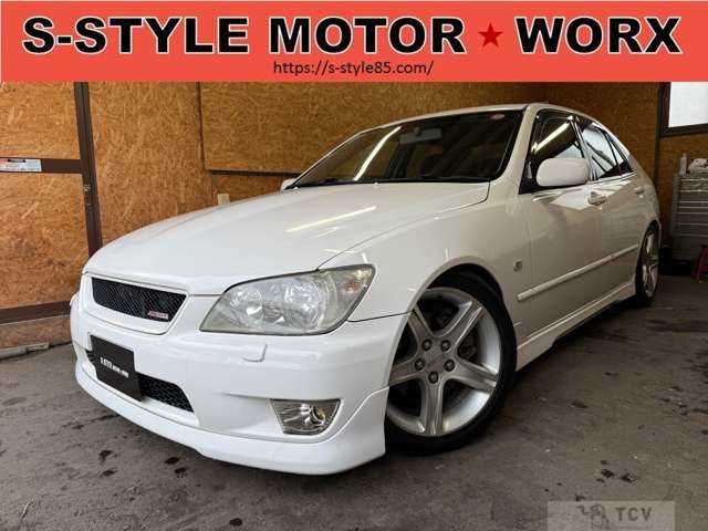 2002 Toyota Altezza