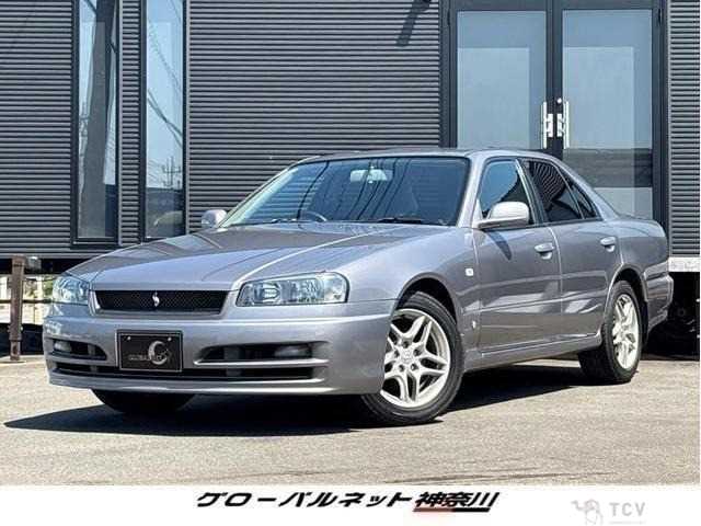2000 Nissan Skyline
