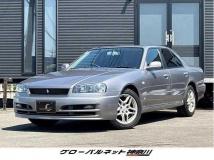 2000 Nissan Skyline