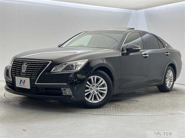2014 Toyota Crown