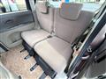 2012 Daihatsu Tanto