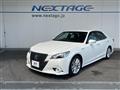2013 Toyota Crown Hybrid