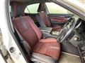 2013 Toyota Crown Hybrid