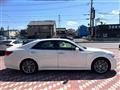 2014 Toyota Crown Hybrid