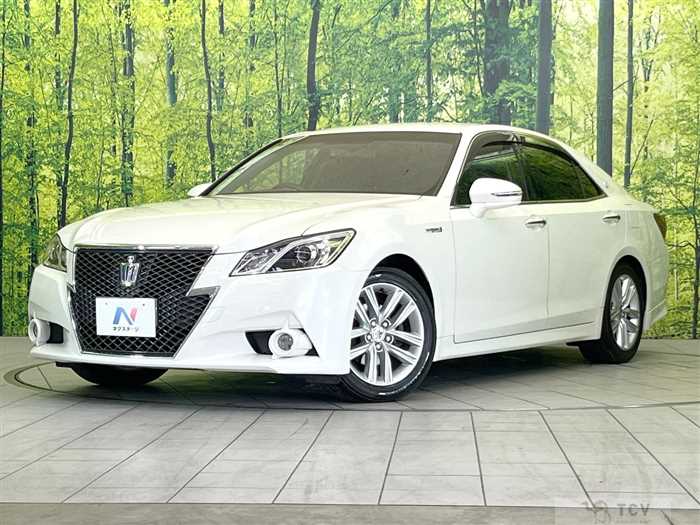 2015 Toyota Crown Hybrid