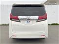 2015 Toyota Alphard