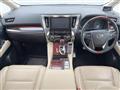 2015 Toyota Alphard