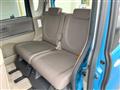 2010 Daihatsu Tanto