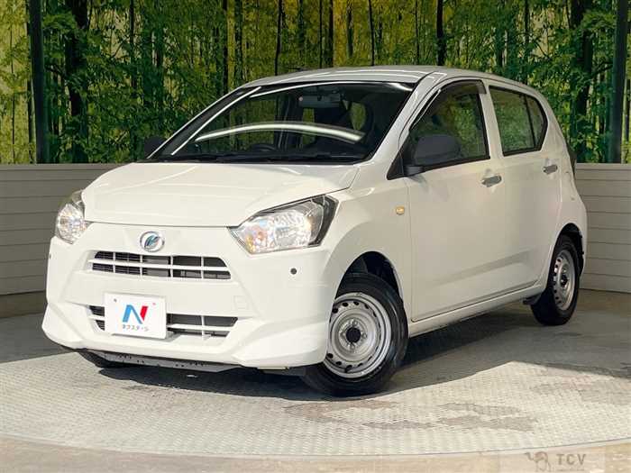 2019 Daihatsu Mira Es