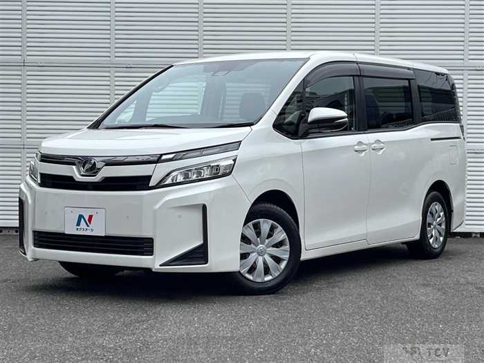 2020 Toyota Voxy