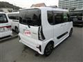 2022 Daihatsu Tanto