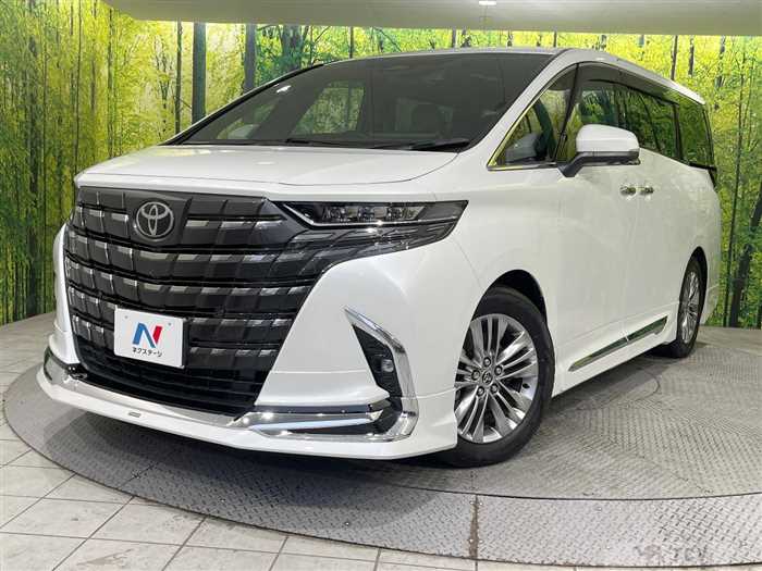 2024 Toyota Alphard Hybrid