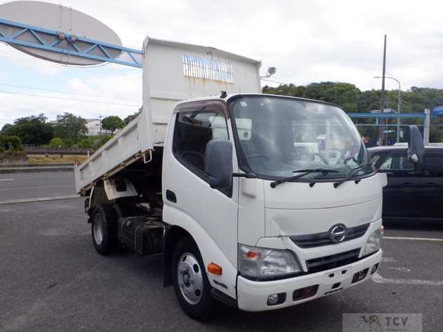 2015 Hino Dutro