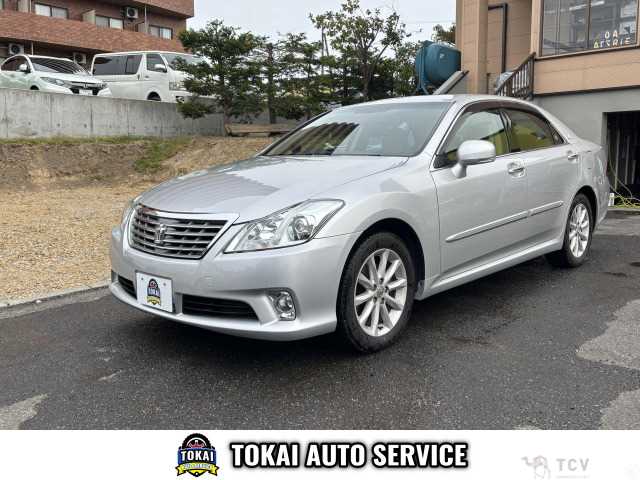 2012 Toyota Crown