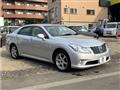 2012 Toyota Crown