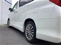 2014 Toyota Alphard