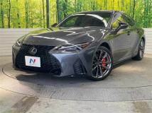 2021 Lexus IS