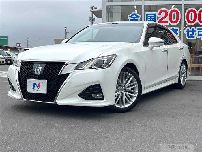 2015 Toyota Crown Hybrid