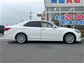2015 Toyota Crown Hybrid