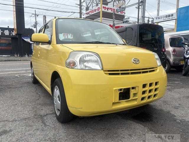 2005 Daihatsu Esse